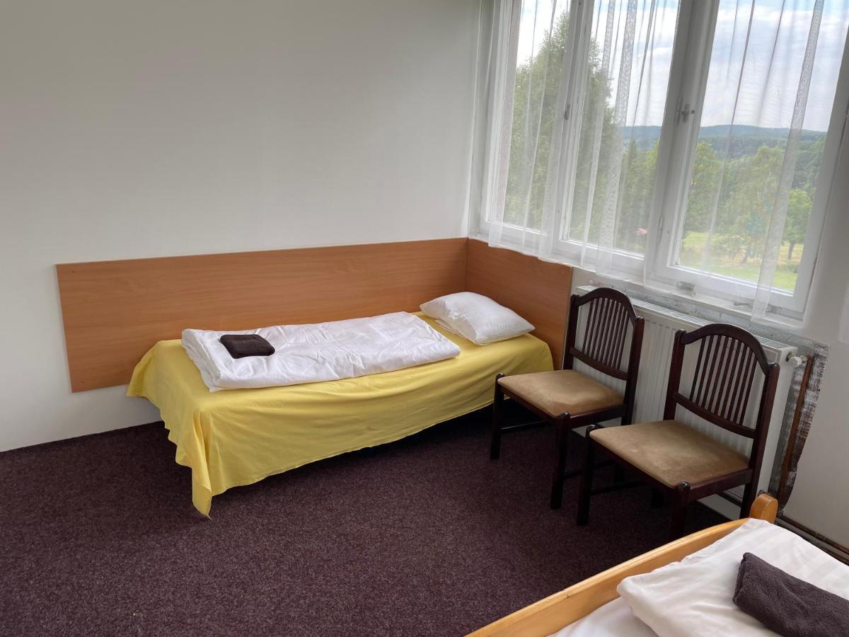 Penzion Na Srubech Hora Svate Kateriny Kültér fotó